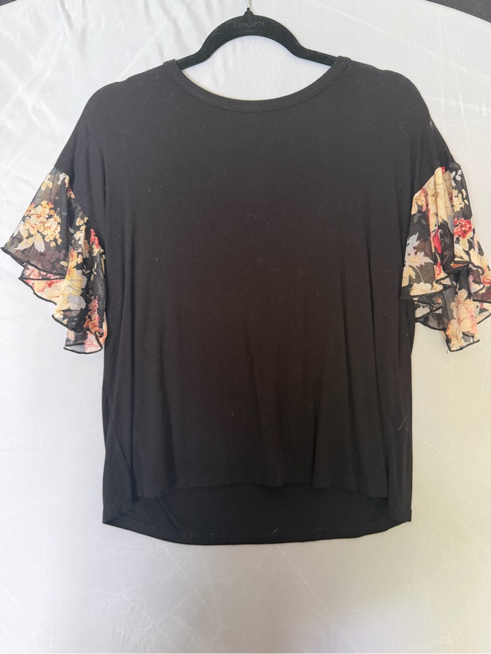 Kim & Cami Black Floral Ruffle Sleeve Top | Boho Romantic Blouse